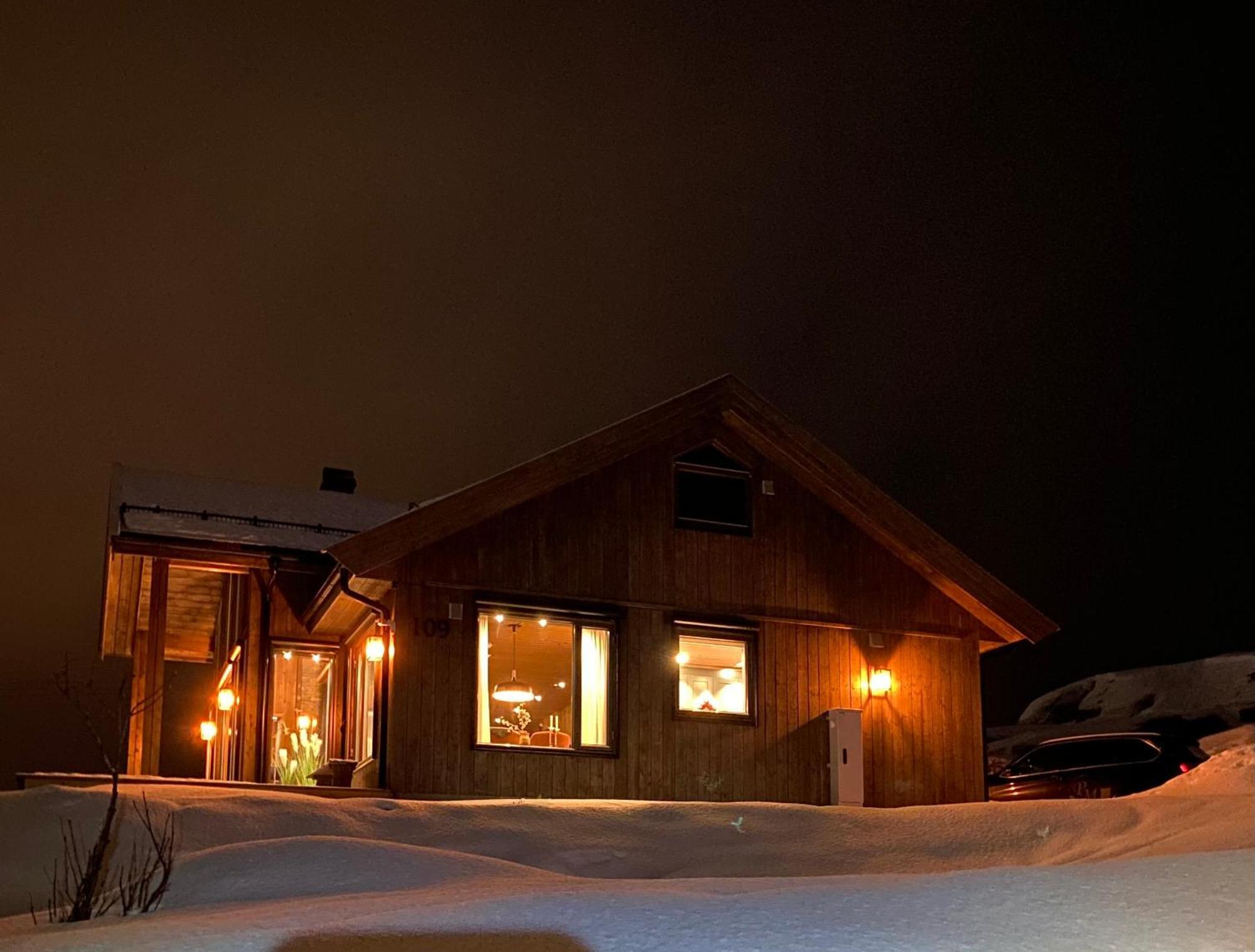 Superior Cabin Ballstad Lofoten Exterior photo